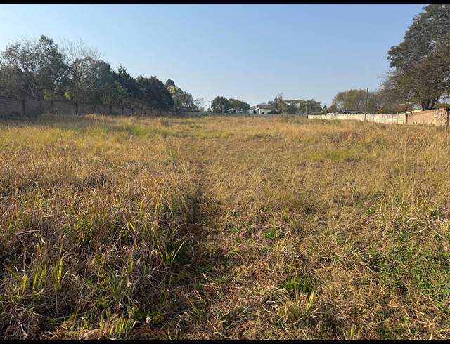 4,047M² VACANT LAND FOR SALE IN MERRIVALE EAST